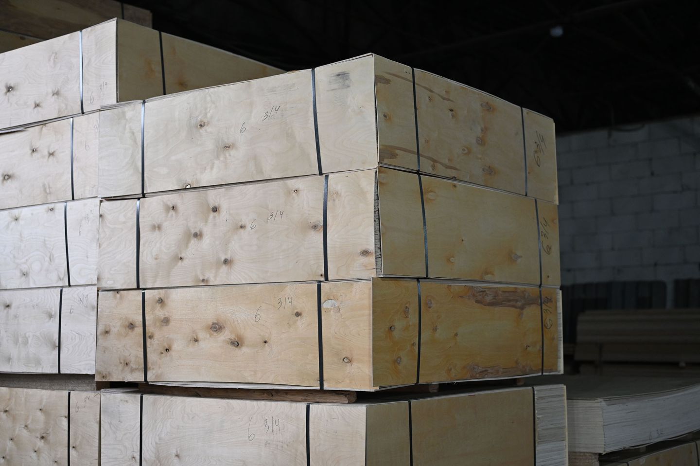 Фанера ФСФ 12мм 2440х1220 мм сорт 2/3 шлифованная Ш2 березовая влагостойкая