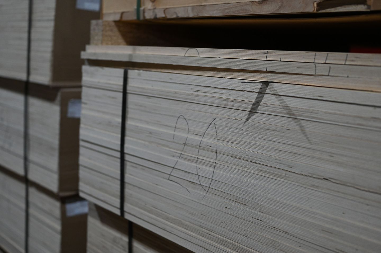 Фанера ФК 20мм 1525х1525мм сорт 2/2 шлифованная березовая СВЕЗА