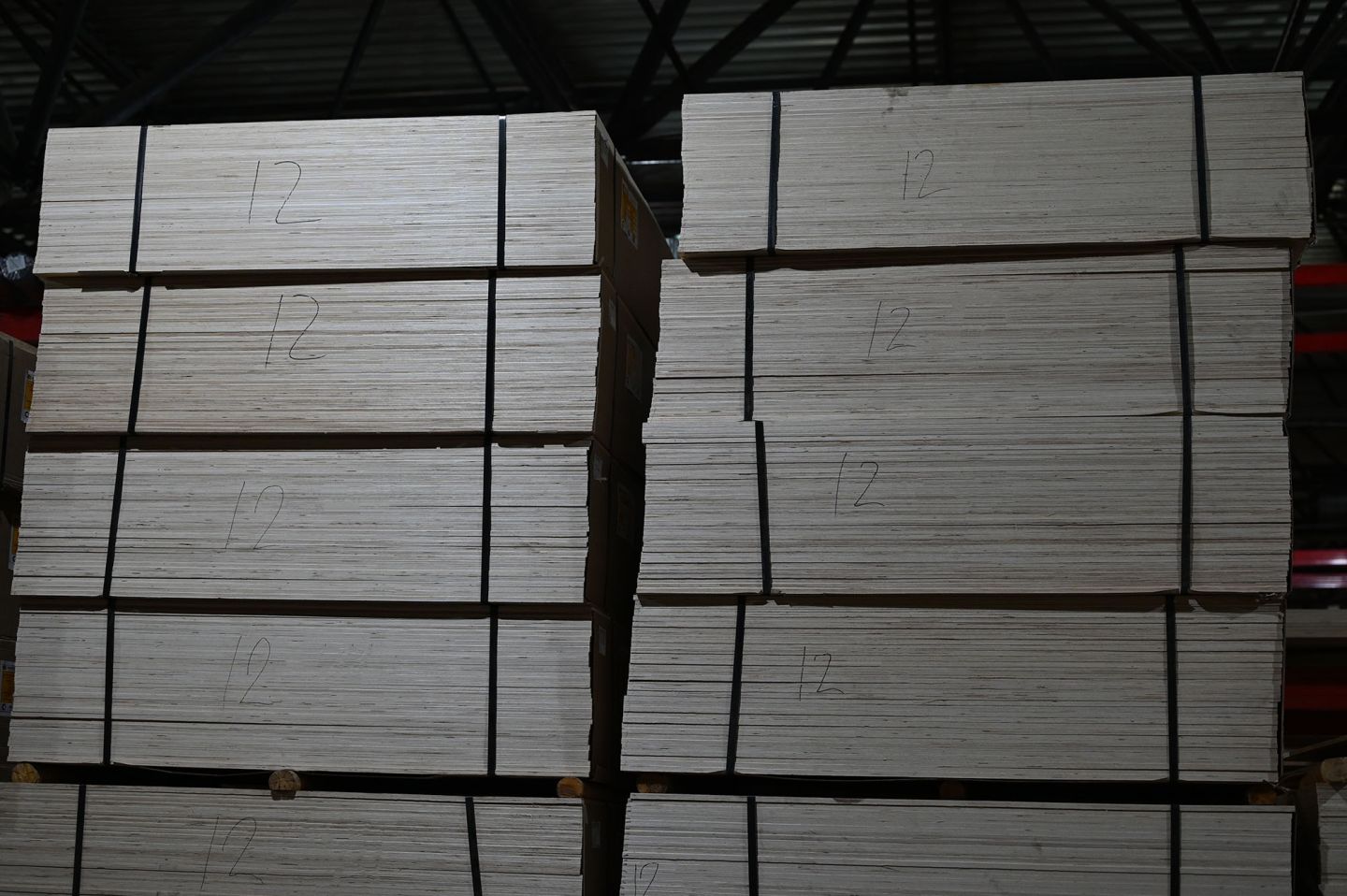 Фанера ФК 12мм 1525х1525мм сорт 4/4 нешлифованная березовая СВЕЗА