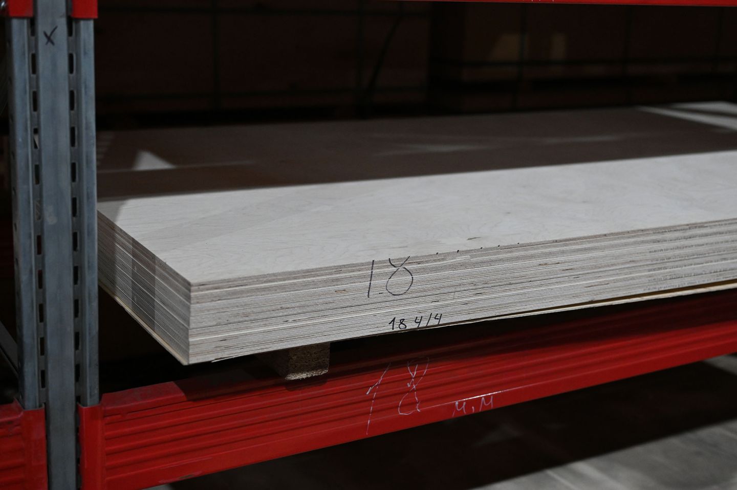 Фанера ФК 18мм 1525х1525мм сорт 4/4 нешлифованная березовая Shop