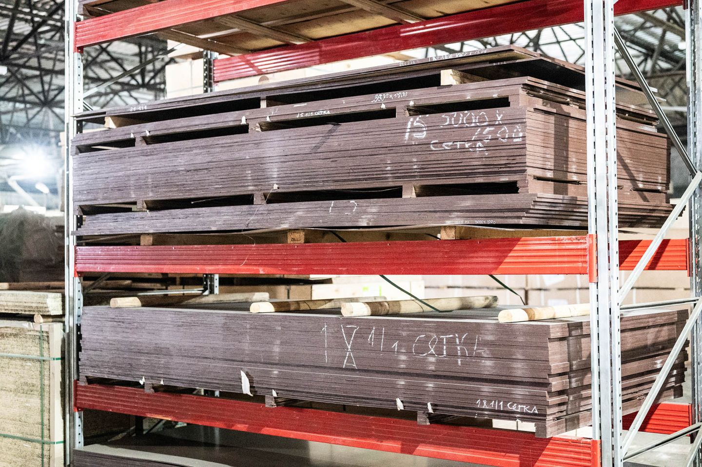 Фанера ФОФ ламинированная 15мм 2500х1250 мм сорт 1/2 березовая