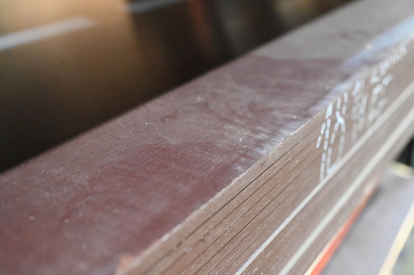 Фанера ФОФ ламинированная 18мм 3000х1500 мм сорт 1/2 березовая